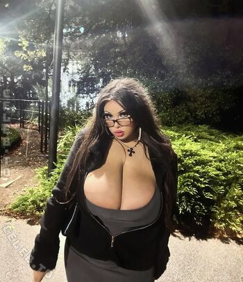 Full leaked Montanakimbrly private onlyfans photo
