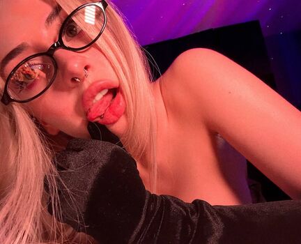 Full leaked Morana battory private onlyfans photo