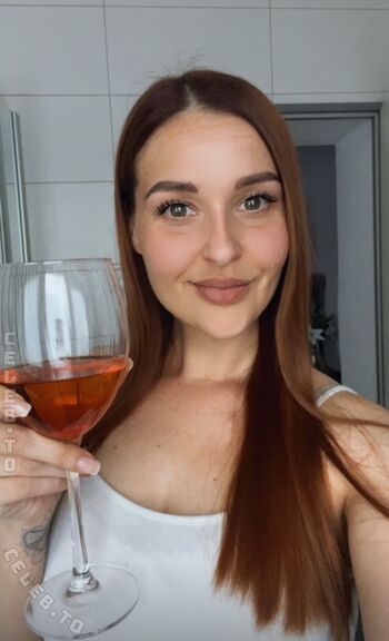 Full leaked Mrsxfoxy private onlyfans photo