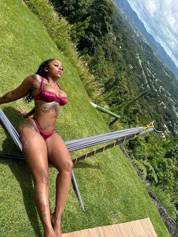 Full leaked Mslolaqueen private onlyfans photo