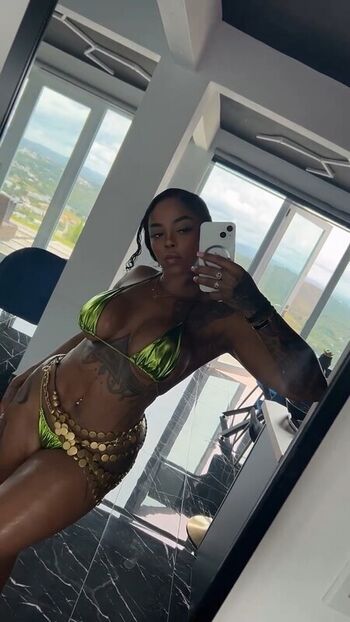 Full leaked Mslolaqueen private onlyfans photo