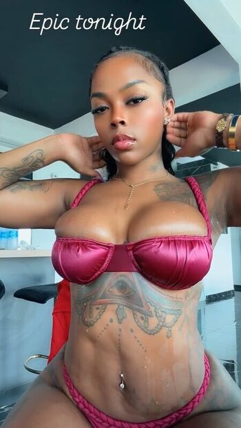 Full leaked Mslolaqueen private onlyfans photo