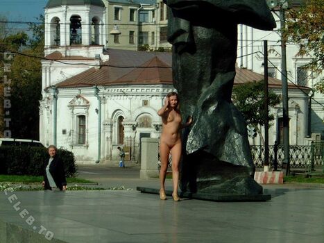 Nackt In Russland