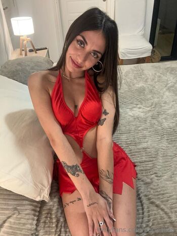 Full leaked Nadiafoxxy private onlyfans photo