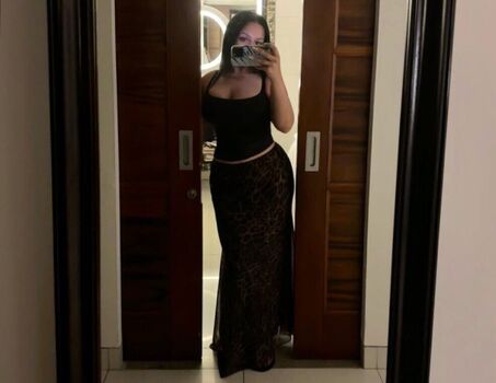 Full leaked Naiix private onlyfans photo