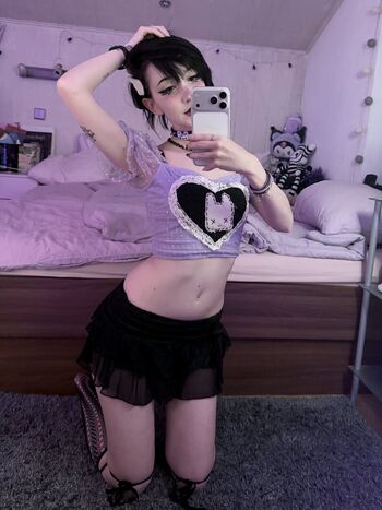 Full leaked Nana night ray private onlyfans photo