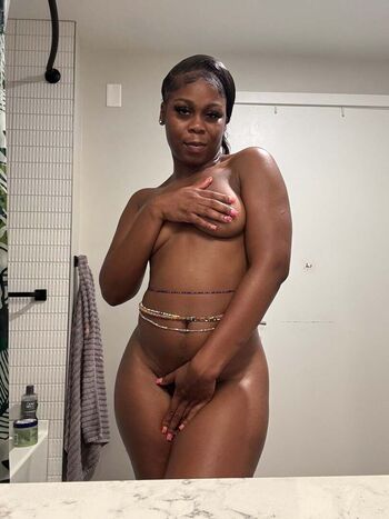 Full leaked Naomiruty private onlyfans photo