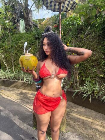 Full leaked Naquueda private onlyfans photo