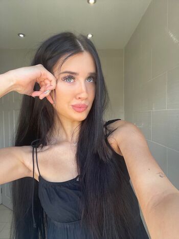 Full leaked Nataliebarness private onlyfans photo