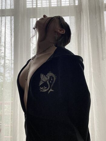 Full leaked Natsumipon private onlyfans photo