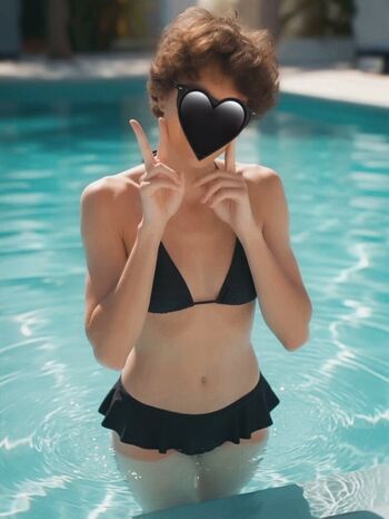 Full leaked Neonstarvyx private onlyfans photo