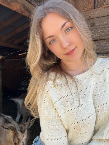 nextdoornataile