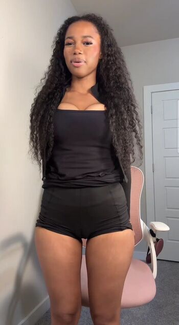 Niara Asantewa