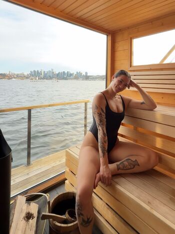 Full leaked Niiiinaaa private onlyfans photo