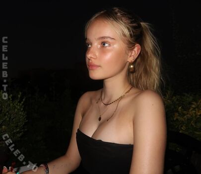 Full leaked Nika roeffen private onlyfans photo