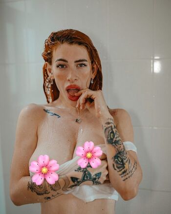 Full leaked Nikki olinok private onlyfans photo
