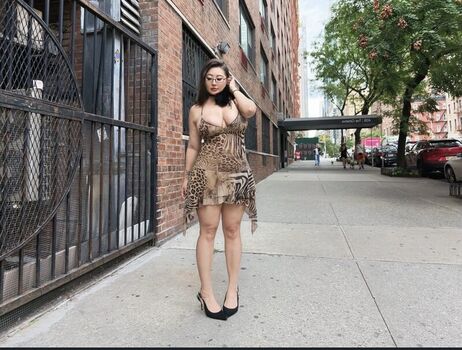 Full leaked Nikkiq private onlyfans photo