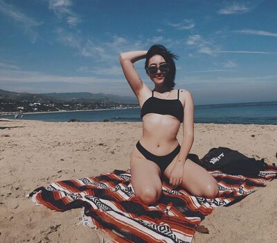 Full leaked Noah cyrus private onlyfans photo
