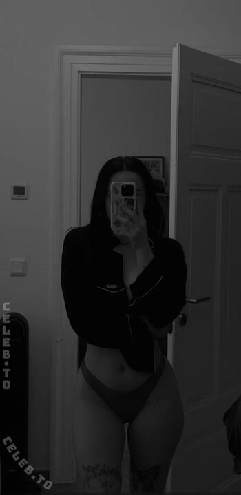 Full leaked Noripandorii private onlyfans photo