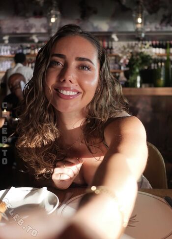 Nova Elodie Sarrailh