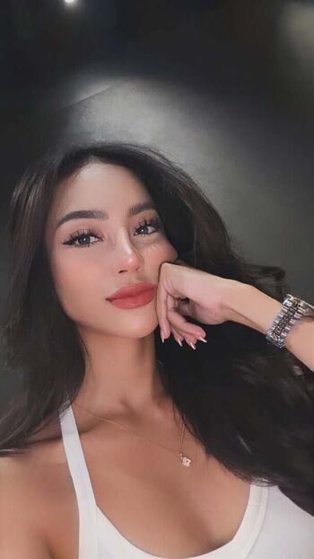 Nurlynnazureen