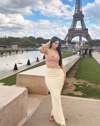 Nyvi Estephan