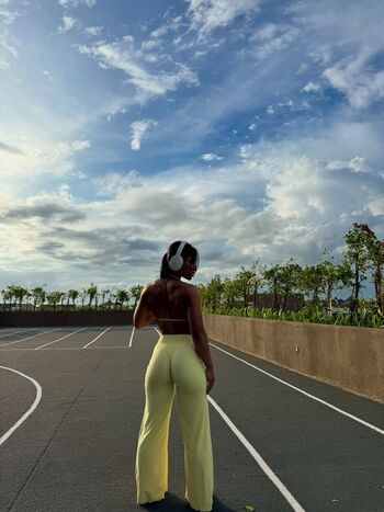 🔥 Okyyoliviaa  page leaked private photo uncensored full