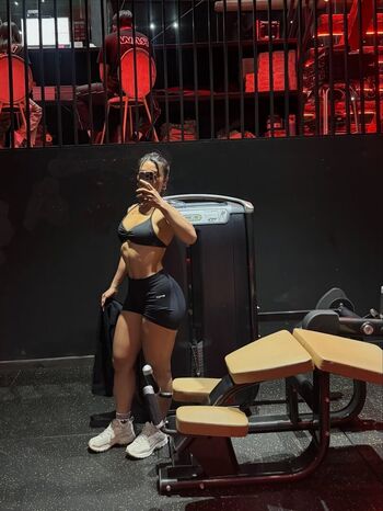 🔥 Okyyoliviaa  page leaked private photo uncensored full