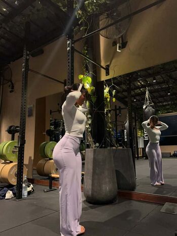 🔥 Okyyoliviaa  page leaked private photo uncensored full