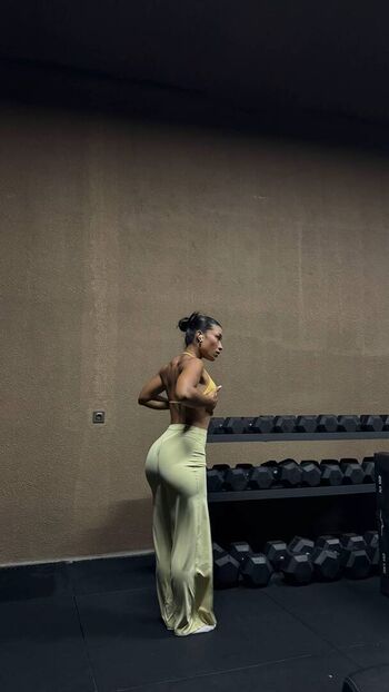 🔥 Okyyoliviaa leaked private photo uncensored full