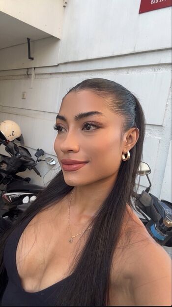 Okyyoliviaa