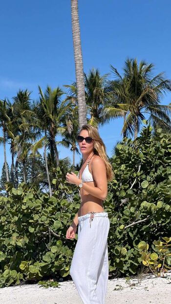 🔥 Olivia ponton page leaked private photo uncensored full