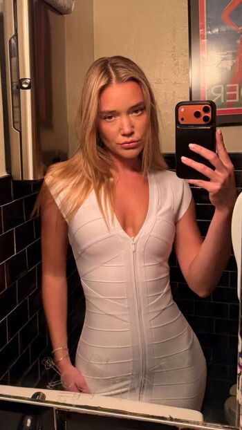 🔥 Olivia ponton page leaked private photo uncensored full