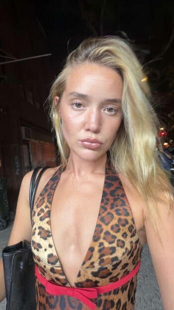 Full leaked Olivia ponton private onlyfans photo