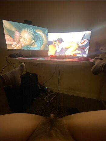 Full leaked Ondalowg private onlyfans photo
