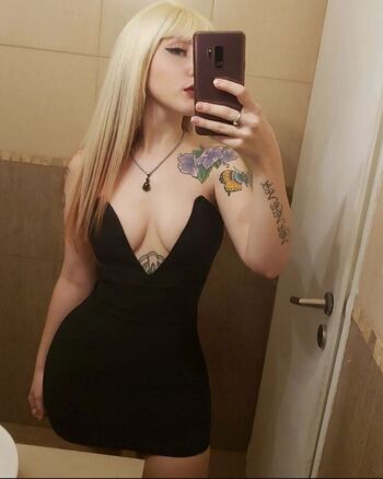 Full leaked Paaradais private onlyfans photo