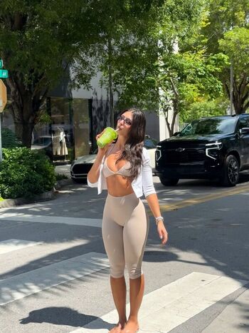 Full leaked Paulinareitman private onlyfans photo