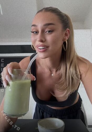 Full leaked Payton ramolla private onlyfans photo