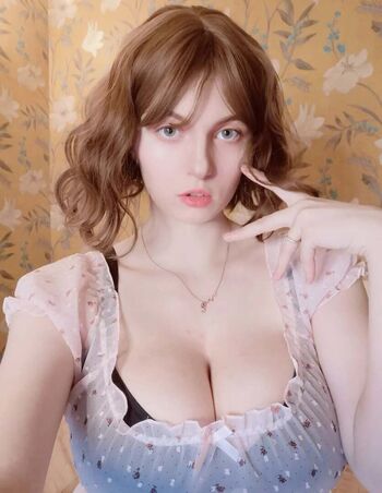 Full leaked Peach milkshake private onlyfans photo