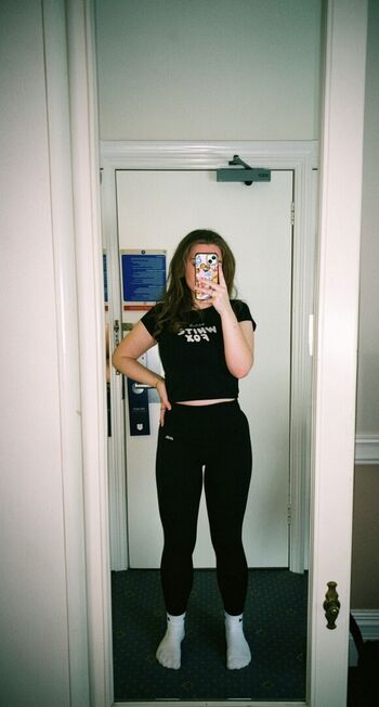 Full leaked Peachylivv private onlyfans photo