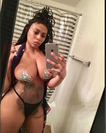 Full leaked Petalsusa private onlyfans photo