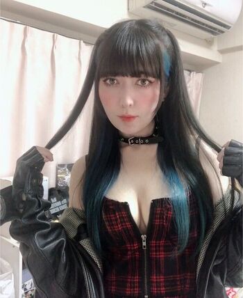 Full leaked Philllybabyy private onlyfans photo