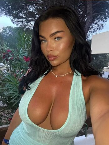 Phoebe Georgia