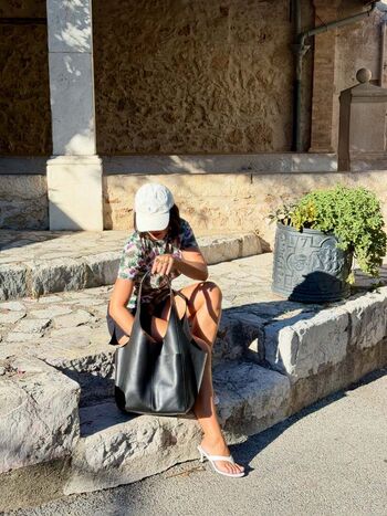 Full leaked Pieds agathe auproux private onlyfans photo