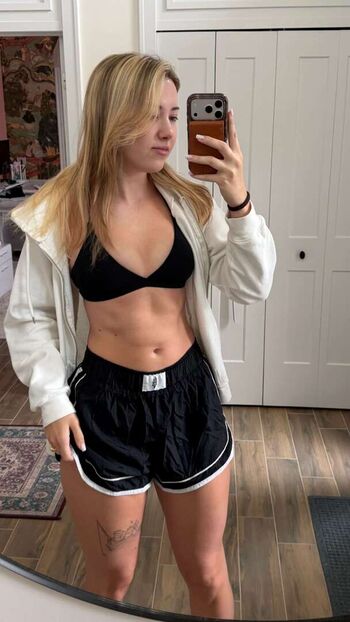 🔥 Pineapplebrat leaked private photo uncensored full