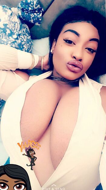 Full leaked Pinklopezmafia private onlyfans photo