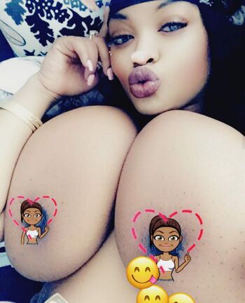 Full leaked Pinklopezmafia private onlyfans photo