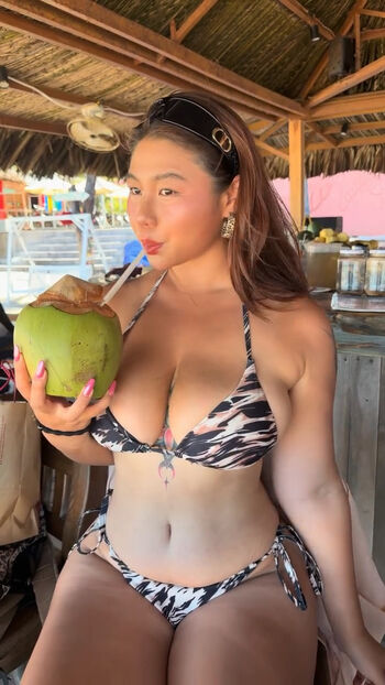 Full leaked Pipixiong page private onlyfans photo