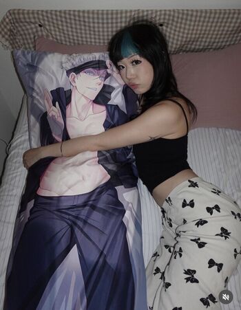 Full leaked Piumeimei private onlyfans photo