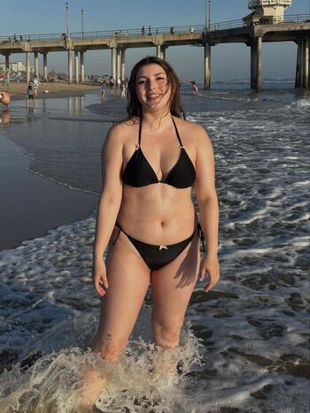 Full leaked Pixiedustedemma private onlyfans photo